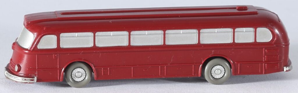 Vintage WIKING (WM) plastic scale 1/90 Mercedes Pullman bus #70