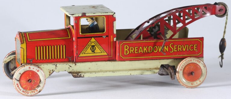 Wells tinplate clockwork breakdown service truck AA #