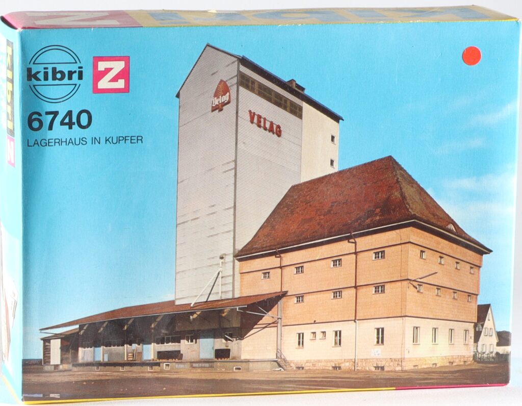 Kibri gauge Z scale 1:220 kit warehouse "Lagerhaus in Kupfer" #6740 new in original box