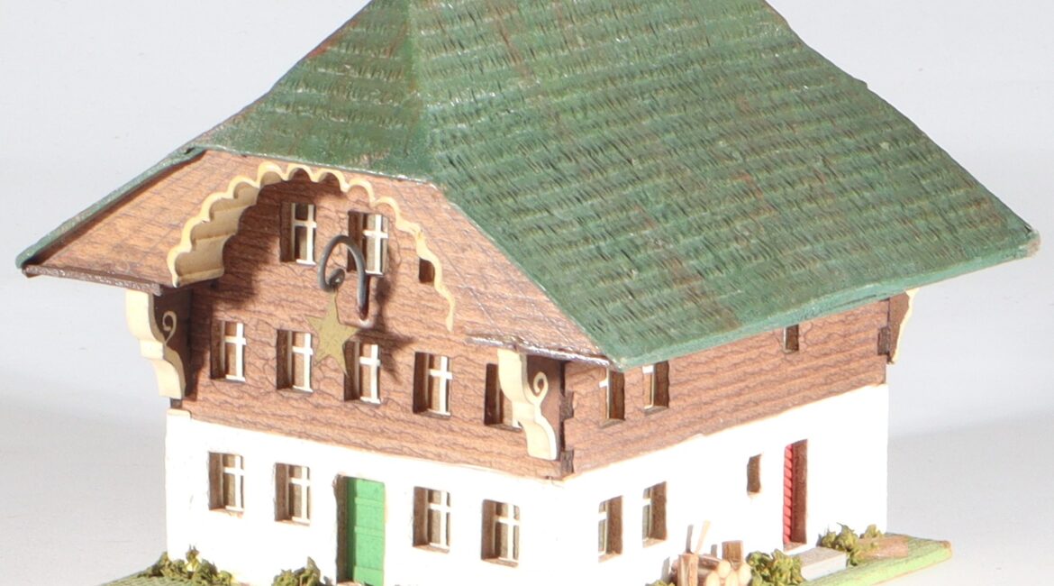 rudolf-spitaler-germany-spur-h0-wood-house-holzhaus-simmentaler-gasthof-6478-1-1a