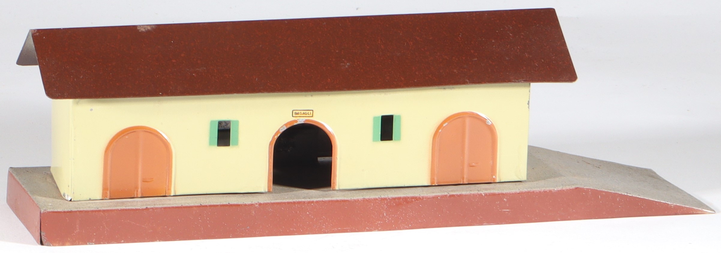 kallistoys-auctions-auktionen-antique-vintage-toys-antik-historisch-spielzeug-conti-co-mo-ge-italy-tinplate-blech-spur-h0-freight-station-guterbahnhof-1a