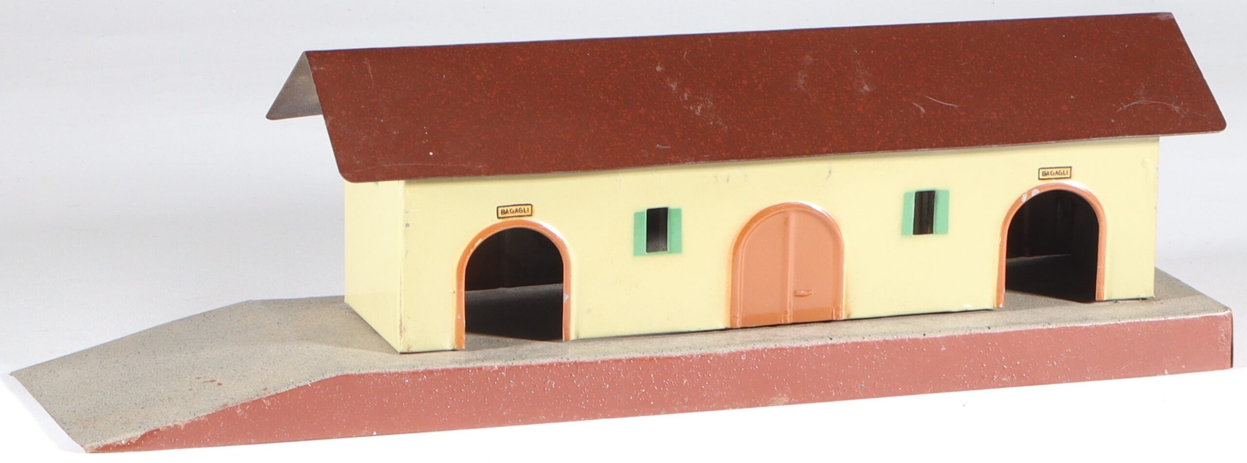 kallistoys-auctions-auktionen-antique-vintage-toys-antik-historisch-spielzeug-conti-co-mo-ge-italy-tinplate-blech-spur-h0-freight-station-guterbahnhof-1f