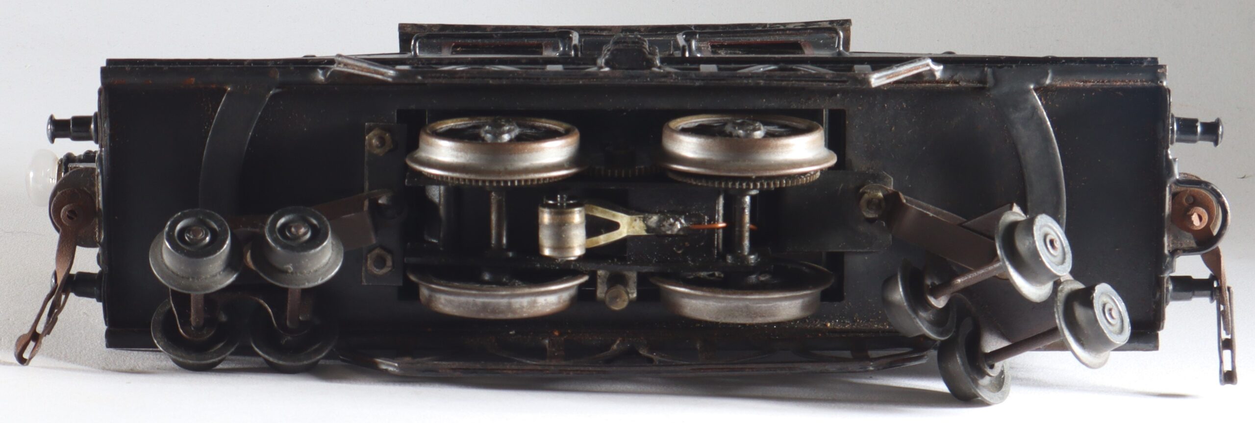kallistoys-auctions-auktionen-antique-vintage-toys-antik-historisch-spielzeug-bing-germany-spur-0-tinplate-blech-train-eisenbahn-electric-loco-elektrolok-paris-orleans-po-e1-1g