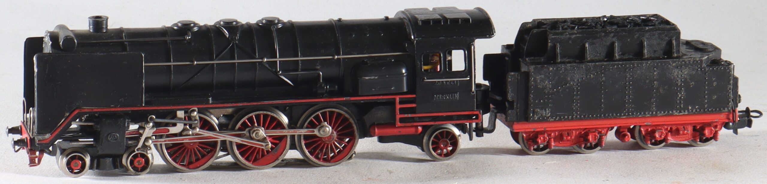 kallistoys-auctions-auktionen-antique-vintage-toys-antik-historisch-spielzeug-marklin-germany-spur-h0-steam-loco-dampflok-br-01-hr-800-n-2a