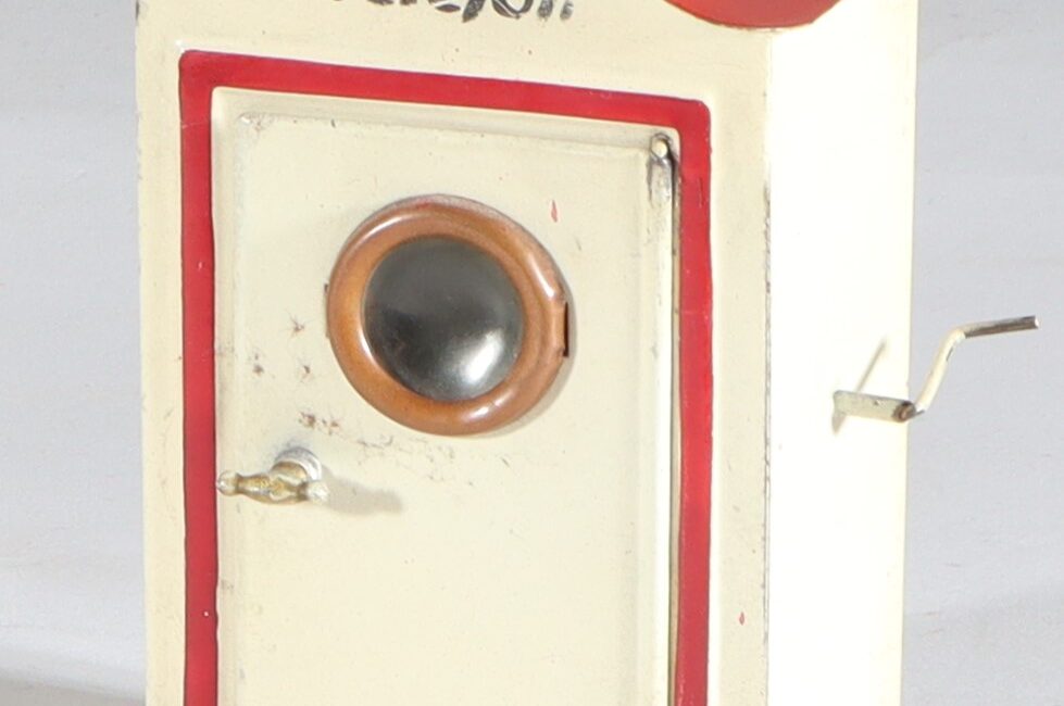 kallistoys-auctions-auktionen-antique-vintage-toys-antik-historisch-spielzeug-ernst-plank-germany-tinplate-toy-blechspielzeug-telephone-booth-telefonhauschen-1a