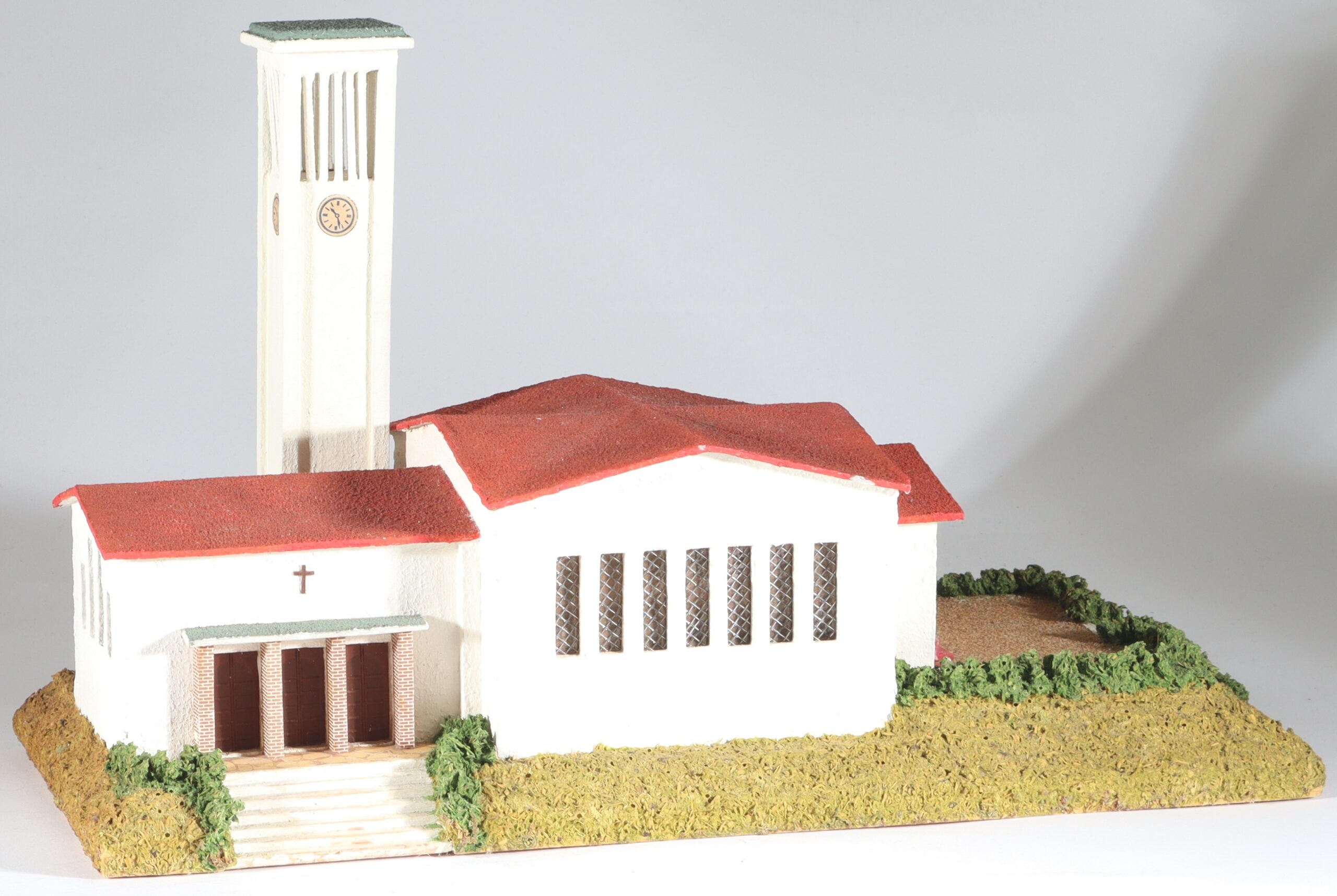 kallistoys-auctions-auktionen-antique-vintage-toys-antik-historisch-spielzeug-rudolf-spitaler-germany-spur-h0-wood-house-holzhaus-modern-church-moderne-kirche-distler-uhrwerk-6487-1a