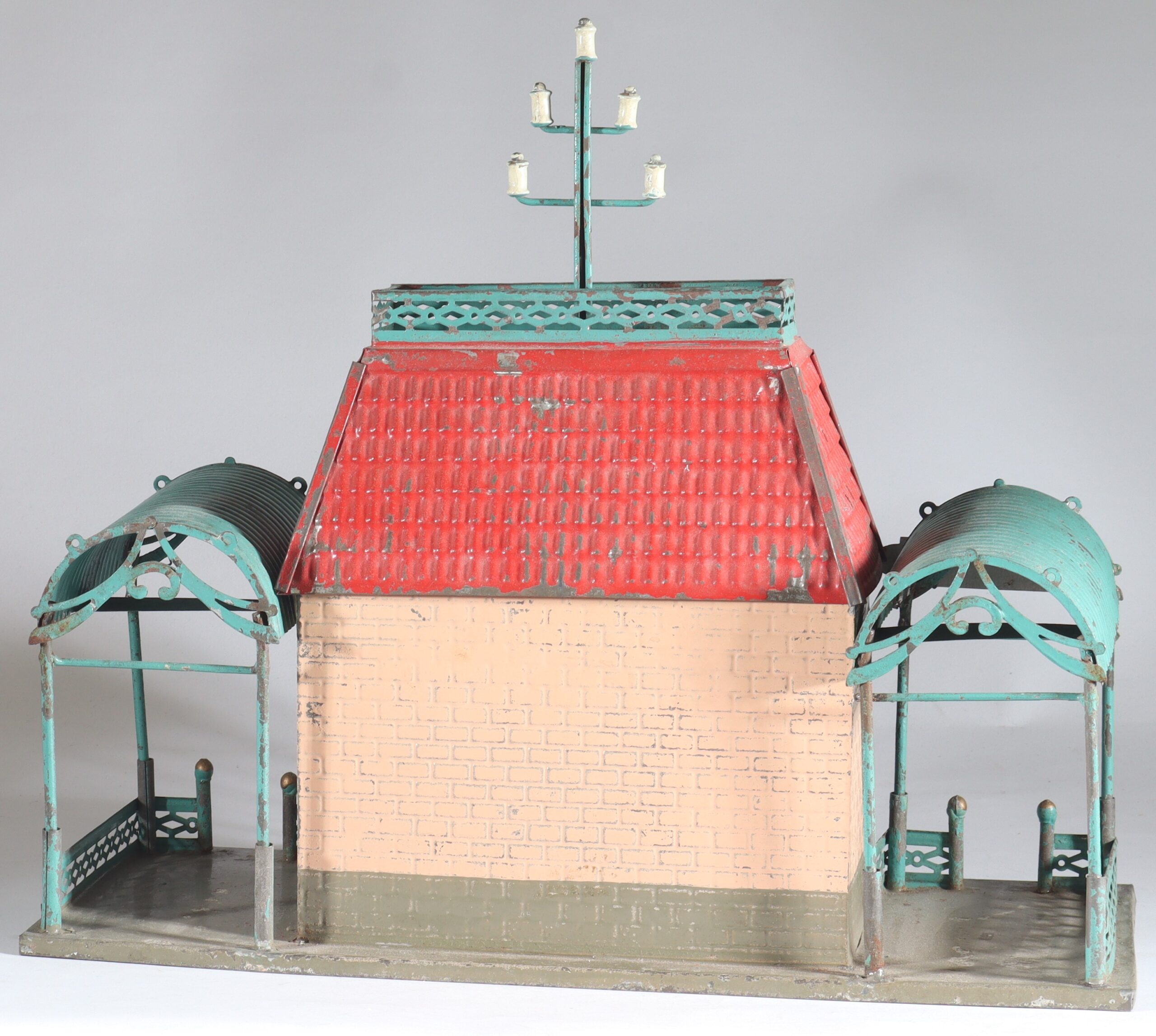 kallistoys-auctions-auktionen-antique-vintage-toys-antik-historisch-spielzeug-faivre-f-v-france-spur-0-tinplate-blech-railway-station-large-bahnhof-gross-gare-grande-1e