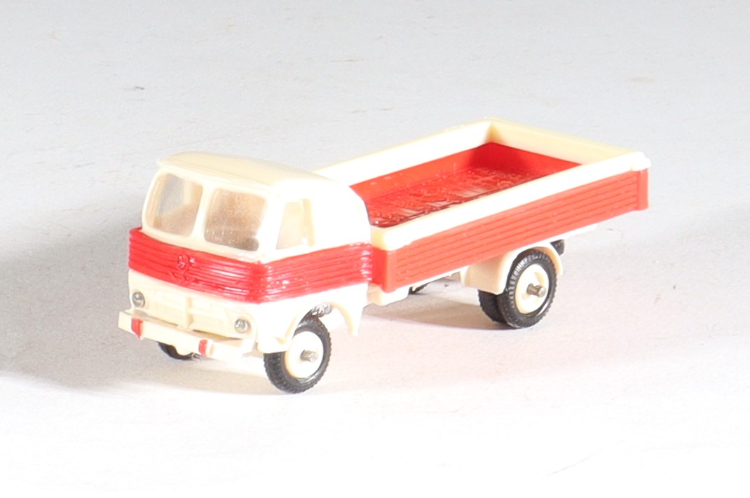 kallistoys-auctions-auktionen-antique-vintage-toys-antik-historisch-spielzeug-anguplas-mini-cars-1-zu-86-pegaso-z-207-valla-alta-weiss-rot-7-1e
