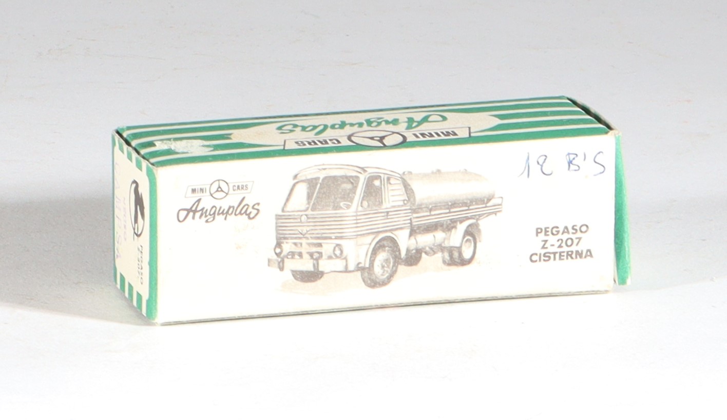 kallistoys-auctions-auktionen-antique-vintage-toys-antik-historisch-spielzeug-anguplas-mini-cars-1-zu-86-tankwagen-pegaso-cisterna-gas-oil-campsa-rot-schwarz-12bis-1a