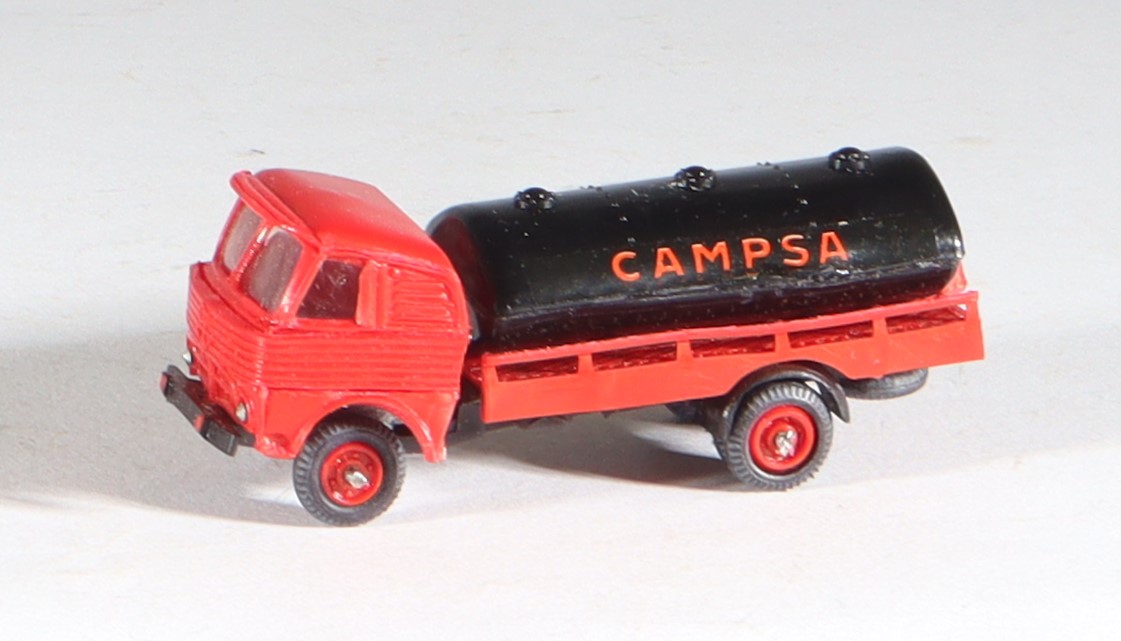 kallistoys-auctions-auktionen-antique-vintage-toys-antik-historisch-spielzeug-anguplas-mini-cars-1-zu-86-tankwagen-pegaso-cisterna-gas-oil-campsa-rot-schwarz-12bis-1b