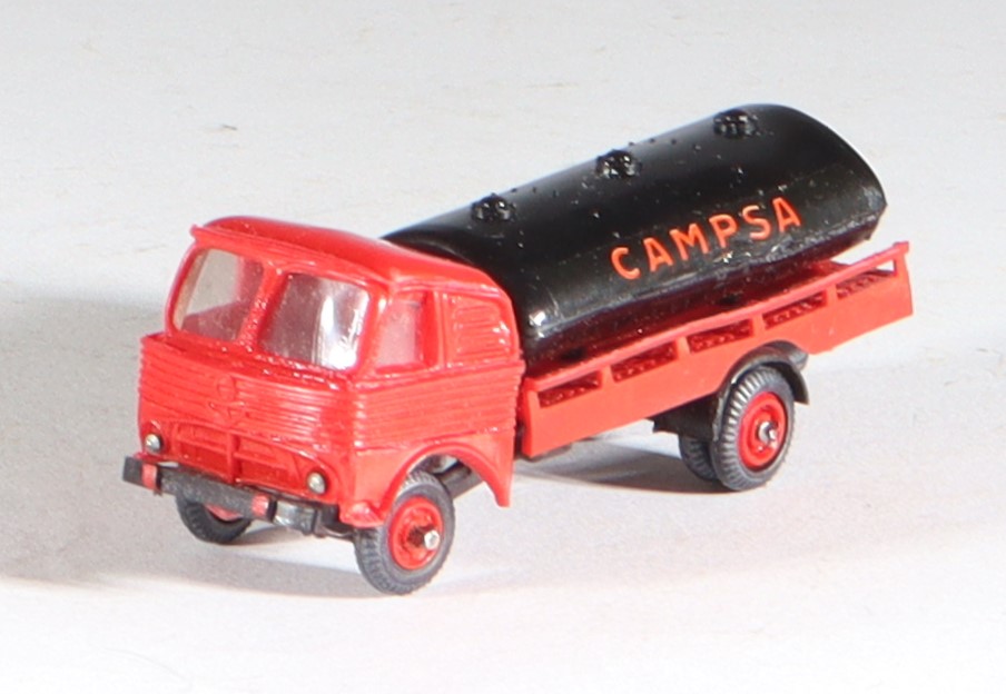 kallistoys-auctions-auktionen-antique-vintage-toys-antik-historisch-spielzeug-anguplas-mini-cars-1-zu-86-tankwagen-pegaso-cisterna-gas-oil-campsa-rot-schwarz-12bis-1e