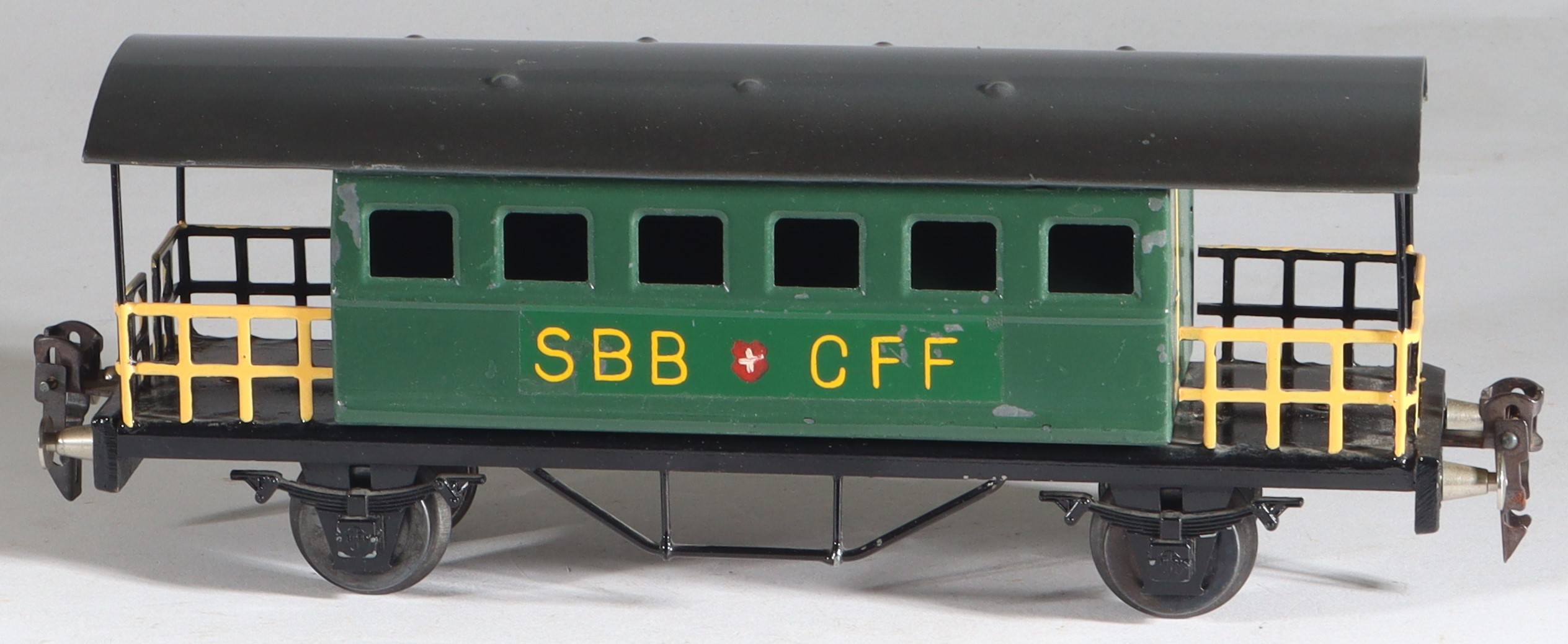 kallistoys auctions auktionen-antique vintage toys-antik historisch spielzeug-monos-switzerland-spur 0-tinplate-blech-train-eisenbahn-passenger car-personenwagen-sbb cff-grün-1e kallistoys-auctions-auktionen-antique-vintage-toys-antik-historisch-spielzeug-monos-switzerland-spur-0-tinplate-blech-train-eisenbahn-passenger-car-personenwagen-sbb-cff-grun-1e