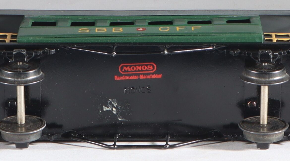 kallistoys-monos-switzerland-spur-0-tinplate-blech-train-eisenbahn-passenger-car-personenwagen-sbb-cff-grun-1g