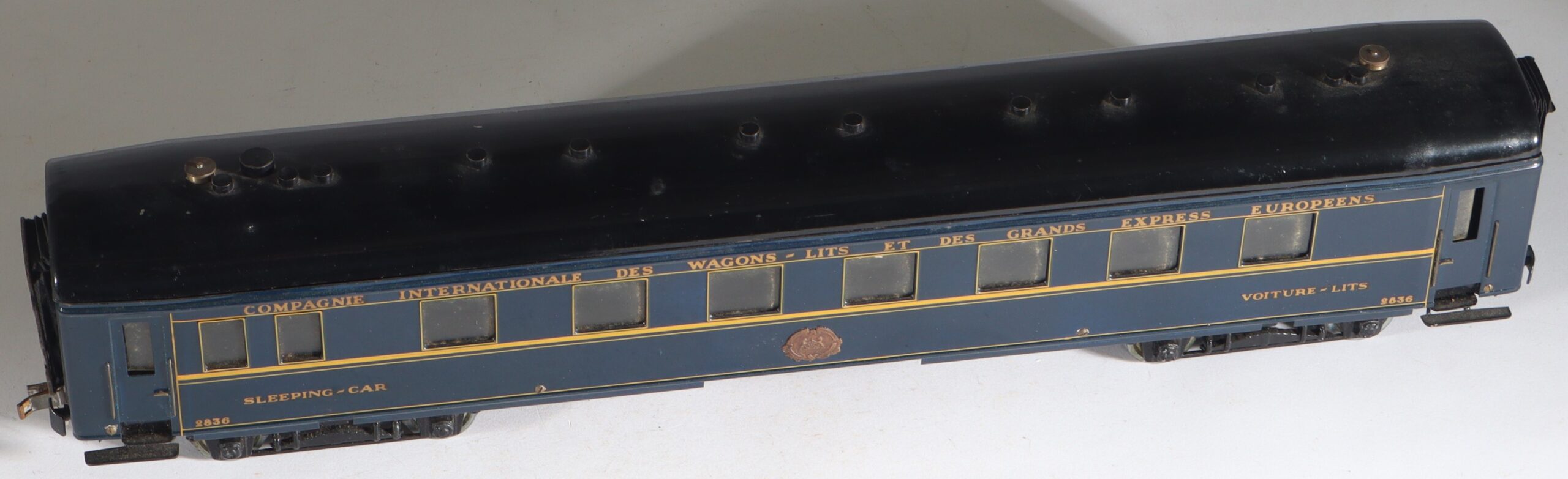 kallistoys auctions auktionen-antique vintage toys-antik historisch spielzeug-munier-france-spur 0-tinplate-blech-sleeping car-schlafwagen-ciwl-blau-54 cm-1b kallistoys-auctions-auktionen-antique-vintage-toys-antik-historisch-spielzeug-munier-france-spur-0-tinplate-blech-sleeping-car-schlafwagen-ciwl-blau-54-cm-1b