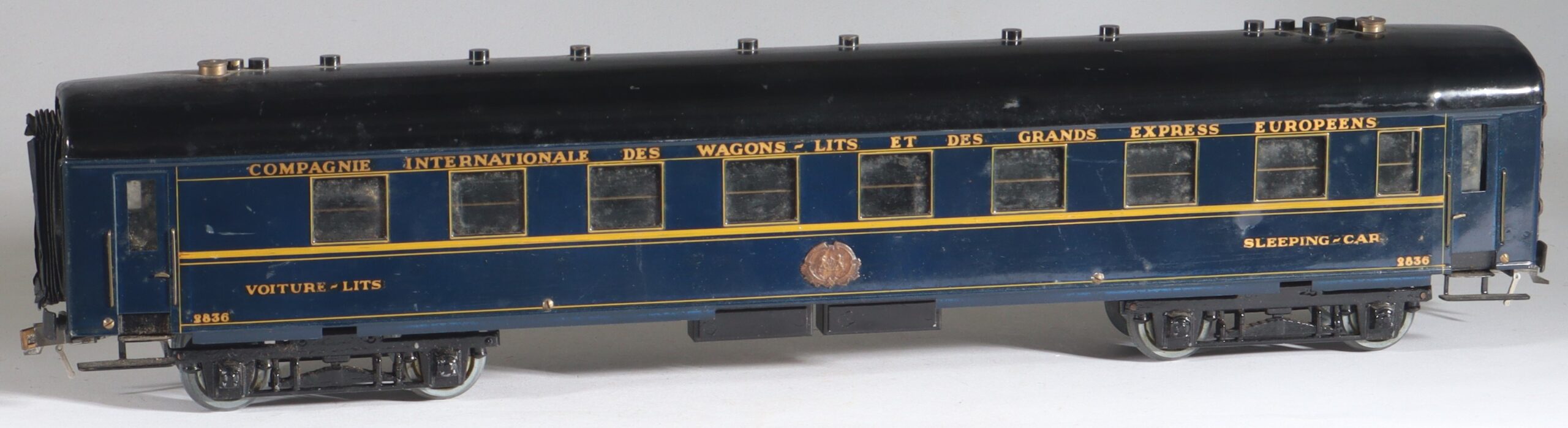 kallistoys auctions auktionen-antique vintage toys-antik historisch spielzeug-munier-france-spur 0-tinplate-blech-sleeping car-schlafwagen-ciwl-blau-54 cm-1g kallistoys-auctions-auktionen-antique-vintage-toys-antik-historisch-spielzeug-munier-france-spur-0-tinplate-blech-sleeping-car-schlafwagen-ciwl-blau-54-cm-1g