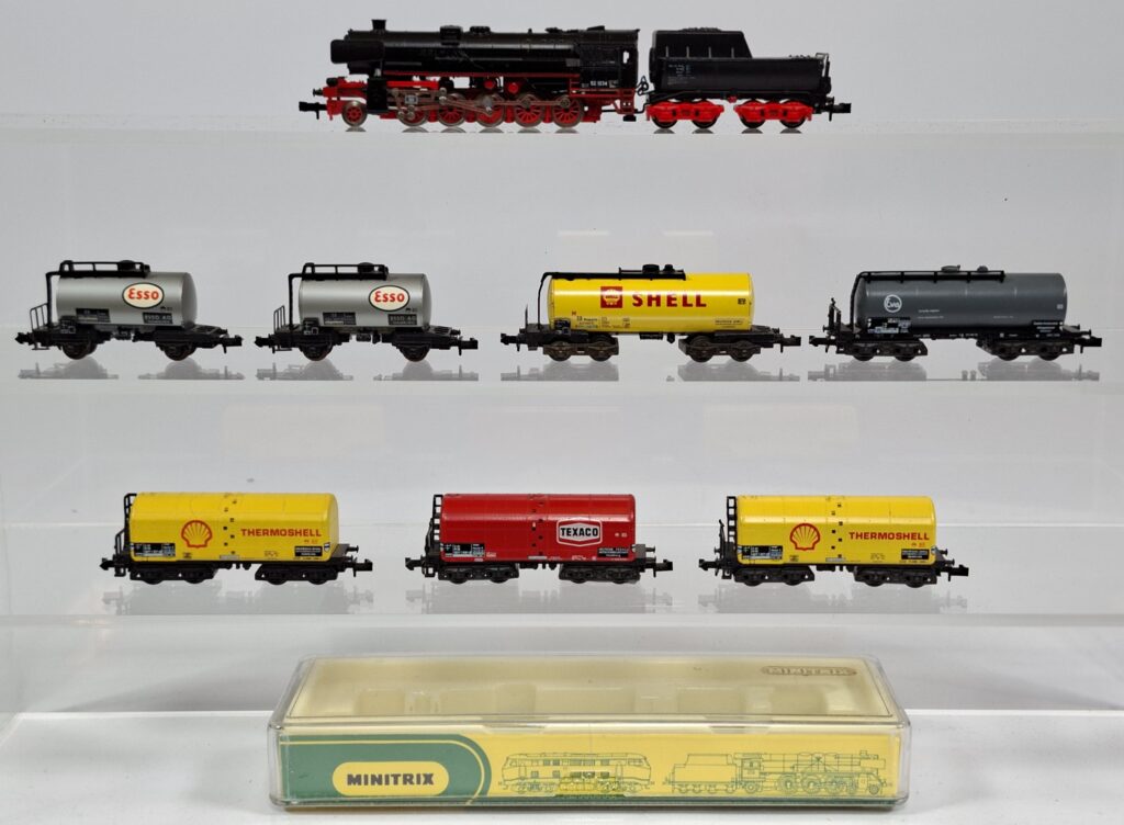 Minitrix N gauge 1:160 lot with steam loco BR 52 in OB #2051 and goods wagons