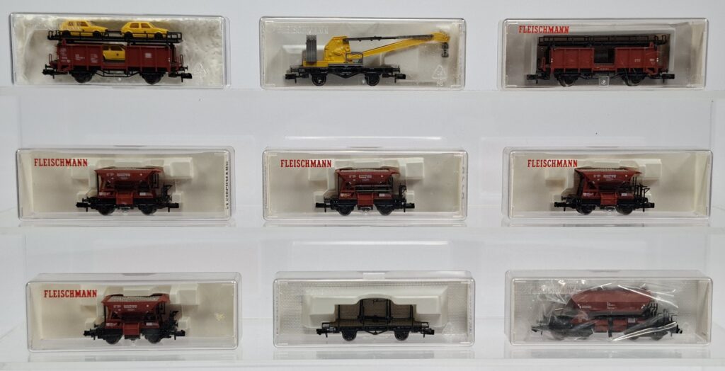 Fleischmann Spur N 1:160 Konvolut Güterwagen DB im OKT
