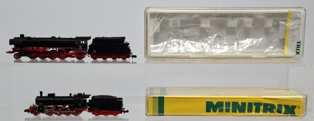 Minitrix N gauge 1:160 lot with steam locos BR 042 and BR 56 in OB