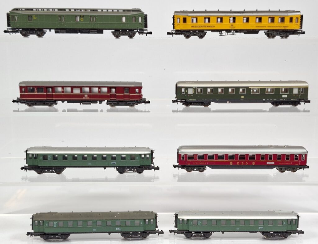 Roco Minitrix Arnold Spur N 1:160 Konvolut diverse Fahrzeuge