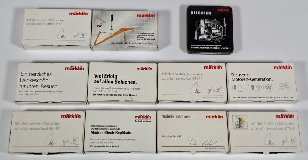 Märklin Spur Z 1:220 Konvolut mit 11 unterschiedlichen Werbejahreswagen im OKT
