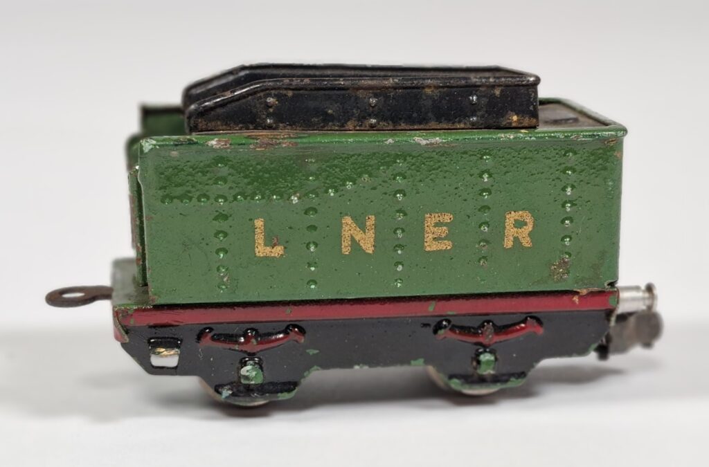 Märklin Spur H0/00 Tender für Dampflok #R700 LNER '30er Jahre