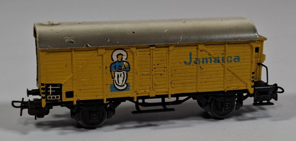 Marklin H0/00 gauge cast-metal Jamaica banana wagon #326, 1950s