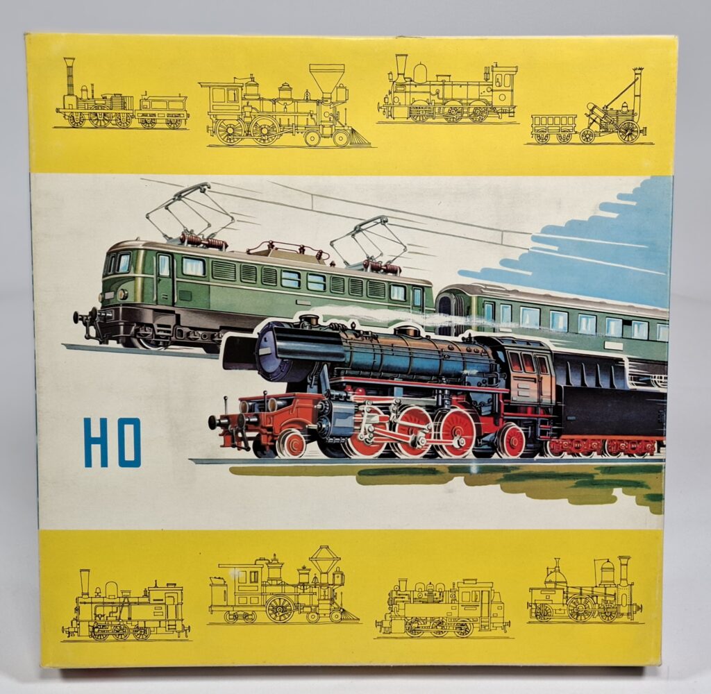 Konrad Dressler (KD) Spur H0/00 Blech "Kaufhausbahn" Diesellok V200 mit Güterwagen im OKT