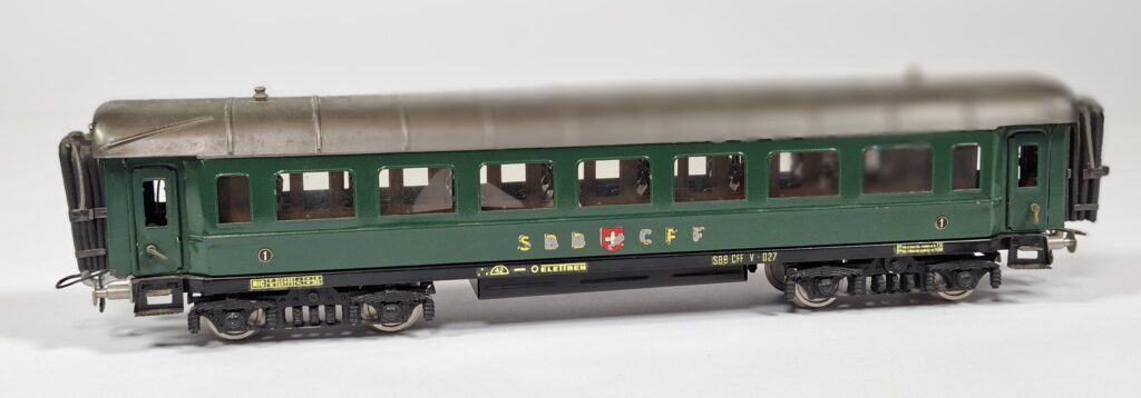 Elettren (Fulgurex) Italien Spur 0 Reisezugwagen Schweiz SBB CFF 1. Klasse mit Interieur 44 cm