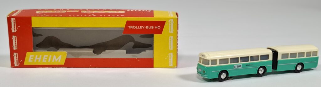 Eheim Spur H0 für Faller AMS Slotcar System Trolleybus Gelenkbus türkis #6105 im Karton