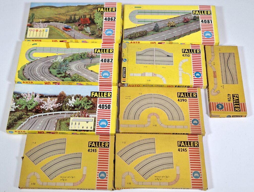 Faller AMS Slotcar Fahrbahnteile im OKT '60er Jahre