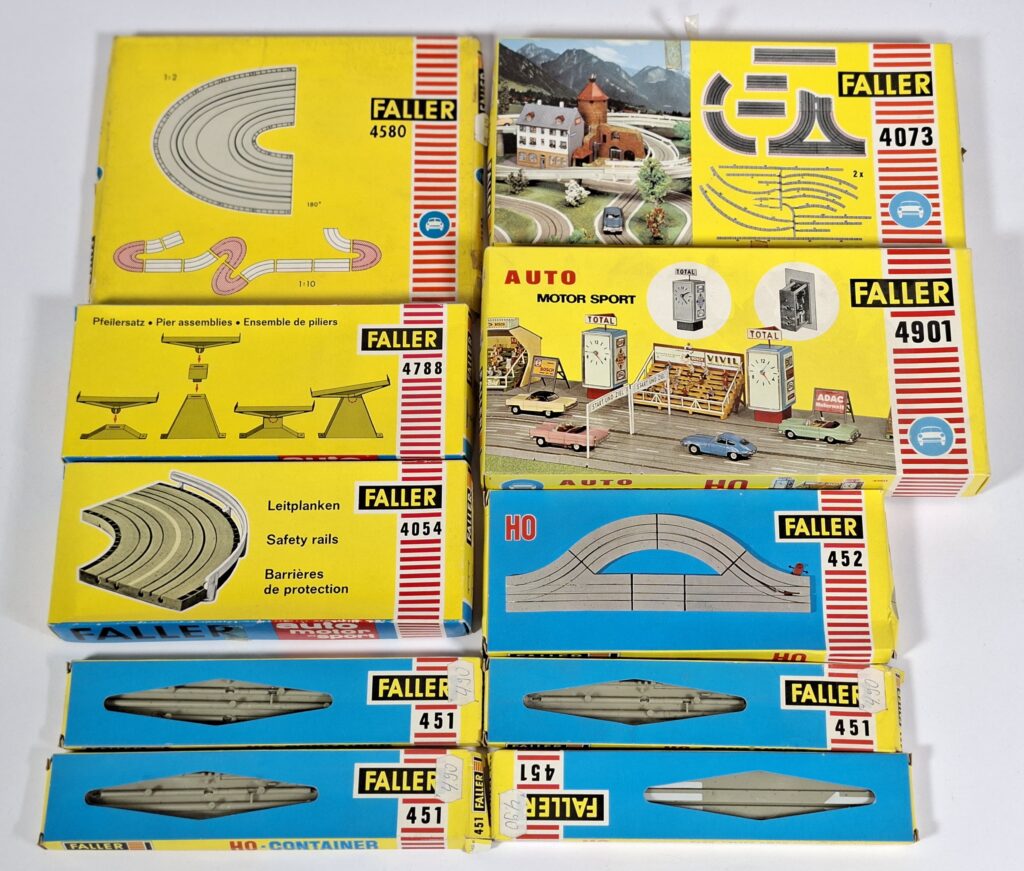 Faller AMS Slotcar Fahrbahnteile im OKT '60er Jahre