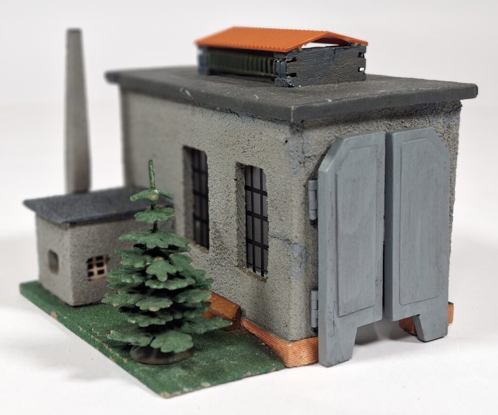 Grünhainichen DDR Holzhaus einständiger Lokschuppen um 1960