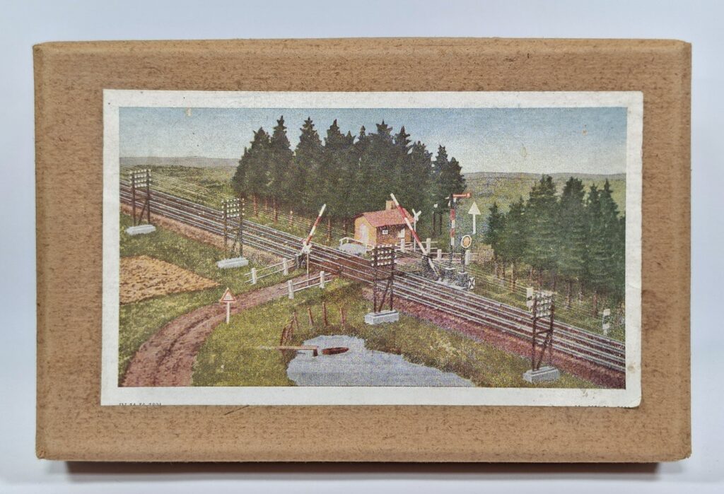Rarrasch DDR level crossing in OB, c.1960