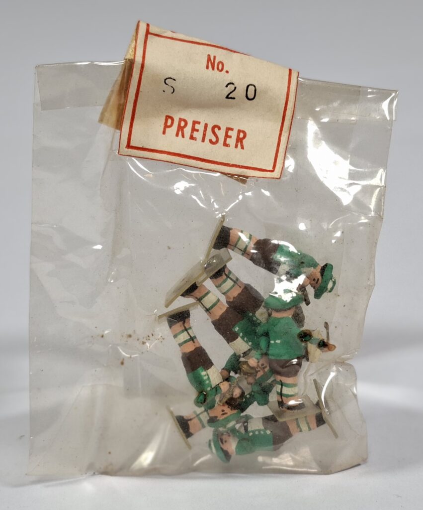 Preiser Holzfiguren Set #S 20 Bayerische Bauernkapelle in original Cellontüte um 1953
