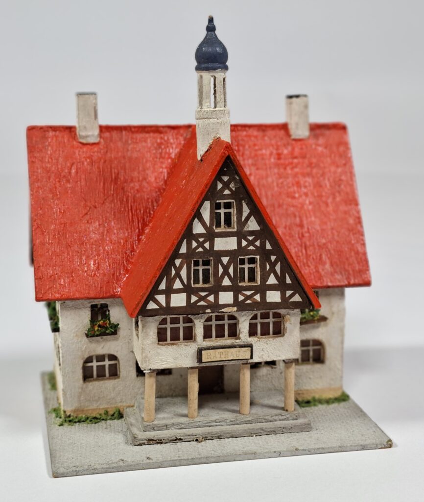 Rudolf Spitaler (RS) Holzhaus Rathaus #458 um 1953
