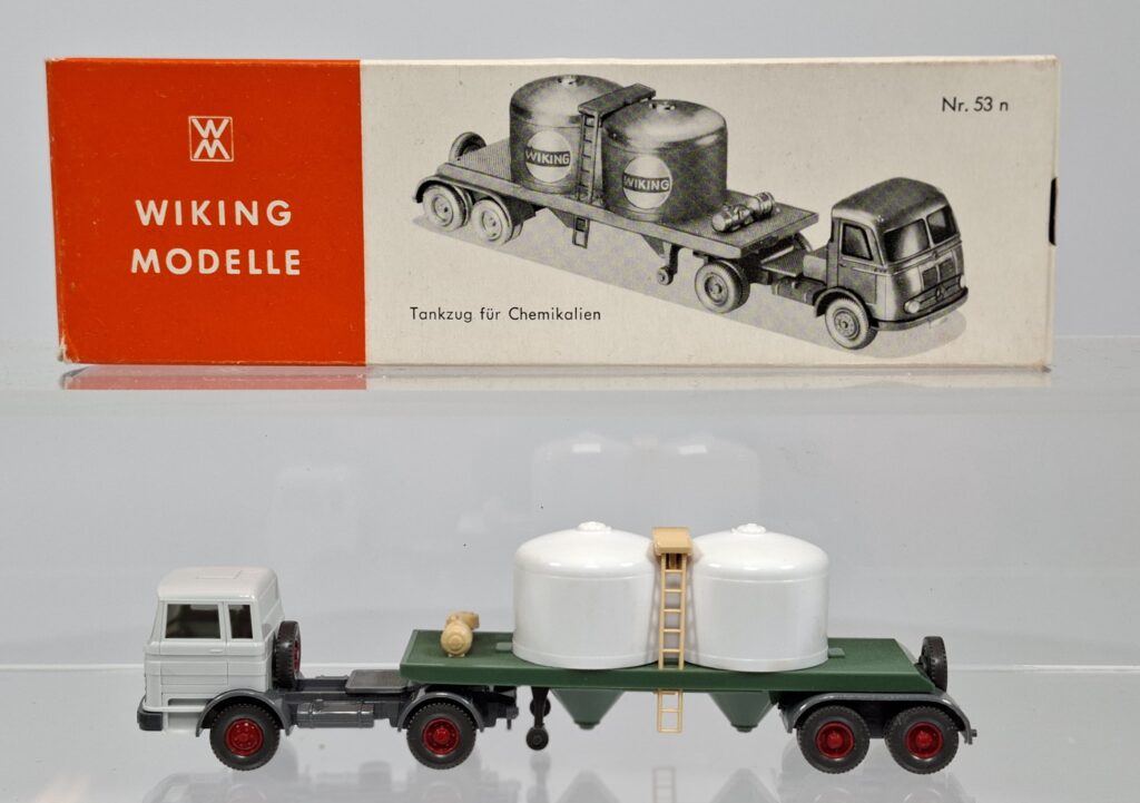 Wiking verglaste Modellautos Mercedes 1620 Chemikalientankzug #53n im OKT