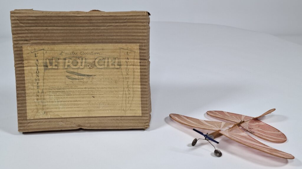 Le Pou du Ciel Frankreich uralt Flugzeug Holz '30er Jahre ca. 25 cm im OKT