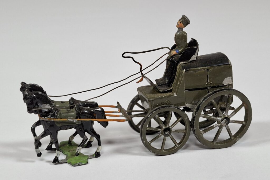Heyde (?) antique tinplate carriage with metal horses, approx. 10-12 cm, c.1900