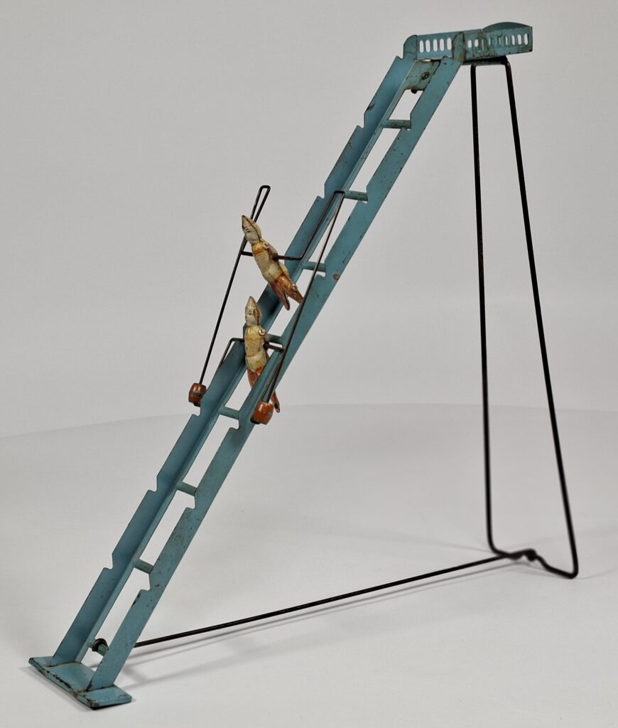 G. Doloy Frankreich "Les acrobates" Blechspielzeug Akrobaten purzelnd ca. 47 cm hoch, 1920er Jahre