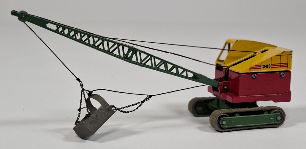 Vintage Benbros England Guss (diecast) 1:43 Eimerbagger Länge ca. 20 cm '50er Jahre
